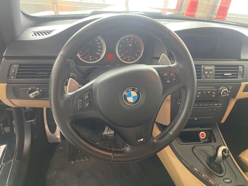 BMW M3 Vehicle Image 20