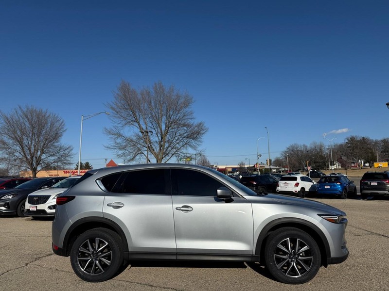 Mazda CX-5 Vehicle Image 04