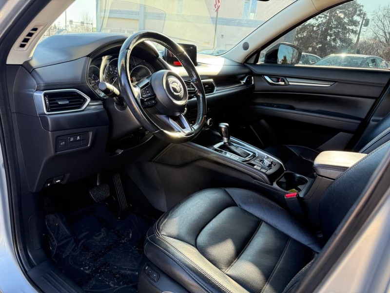 Mazda CX-5 Vehicle Image 09