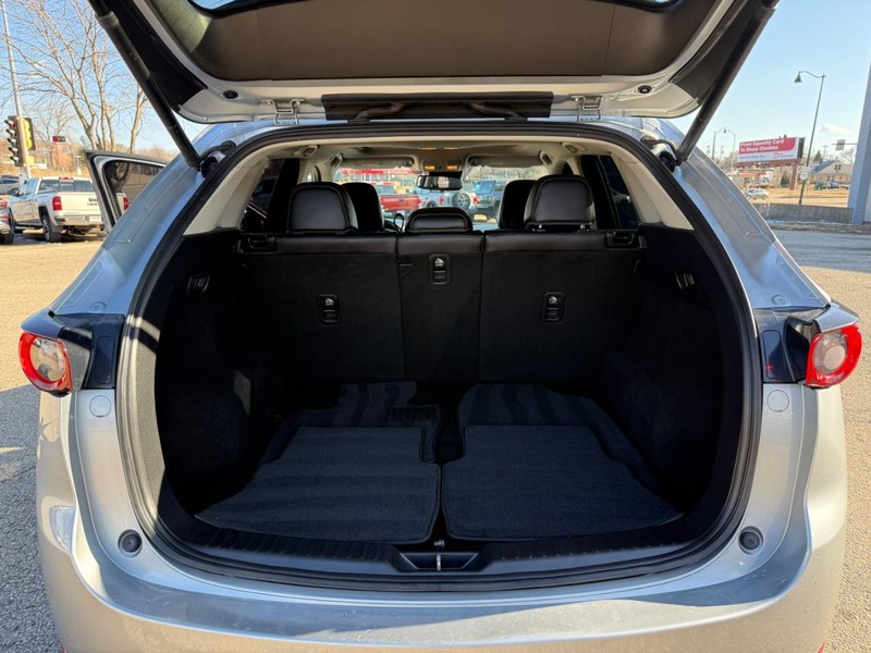 Mazda CX-5 Vehicle Image 12