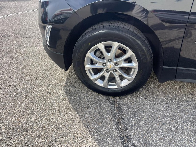Chevrolet Equinox Vehicle Image 06