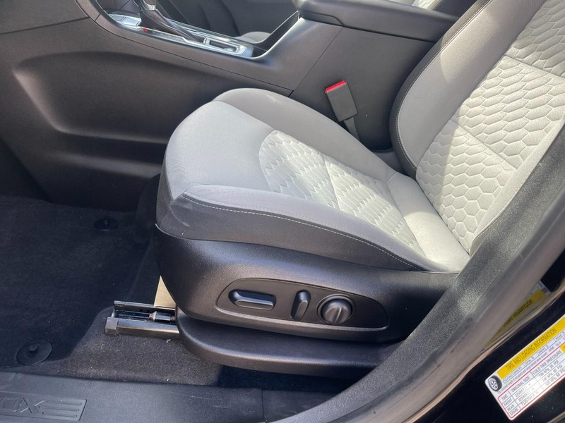 Chevrolet Equinox Vehicle Image 20