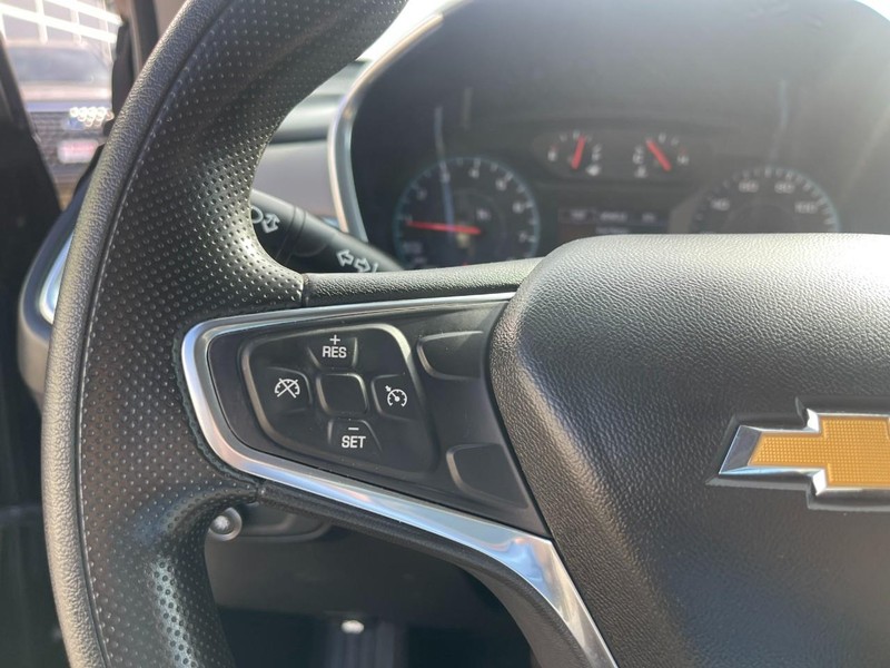 Chevrolet Equinox Vehicle Image 24