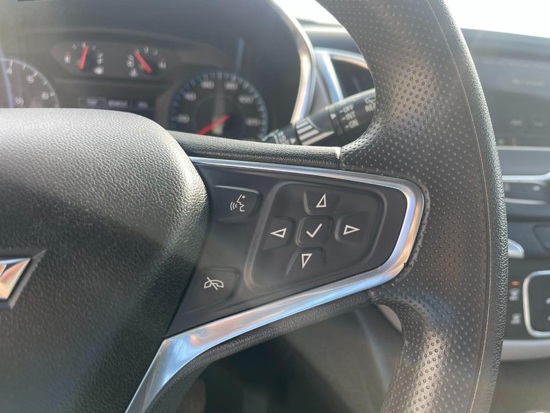 Chevrolet Equinox Vehicle Image 25
