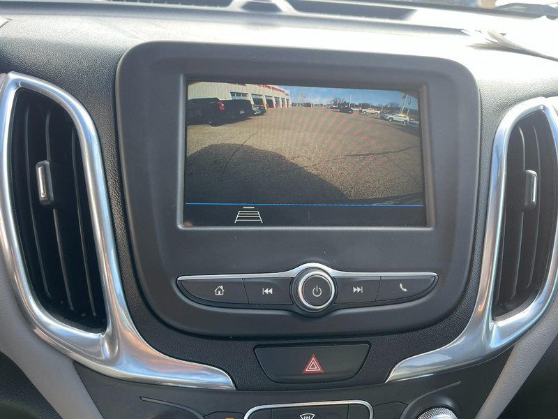 Chevrolet Equinox Vehicle Image 30