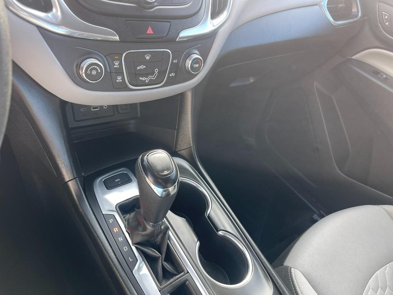 Chevrolet Equinox Vehicle Image 31