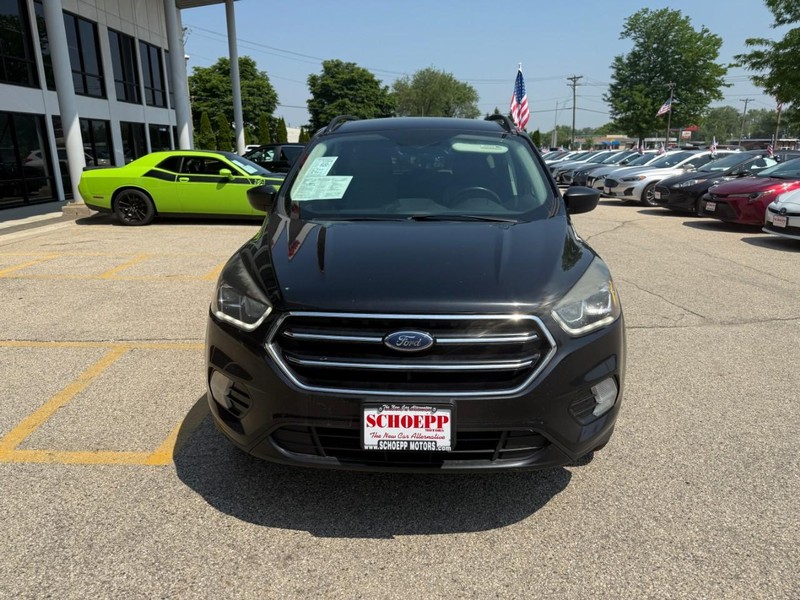 Ford Escape Vehicle Image 02