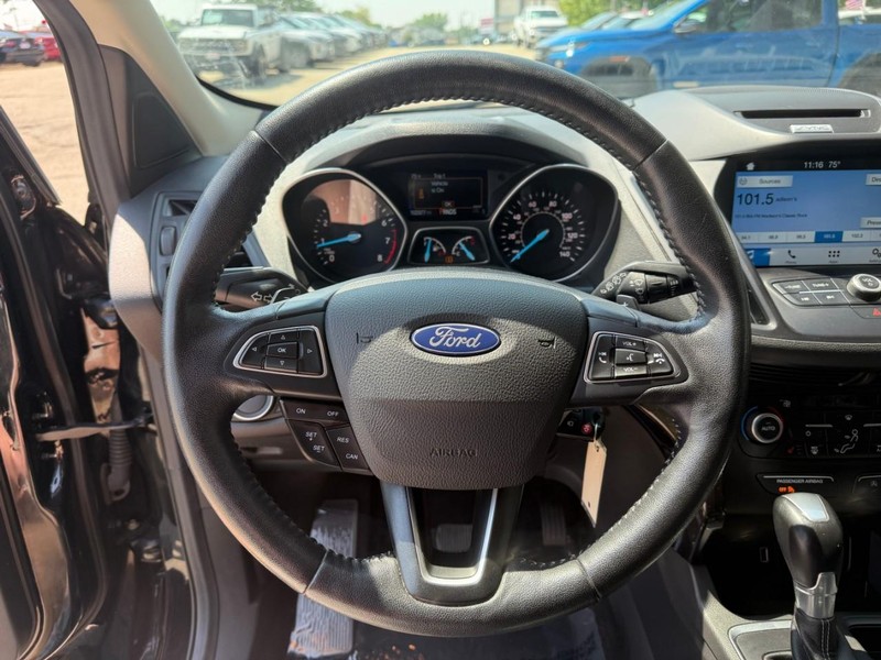 Ford Escape Vehicle Image 19