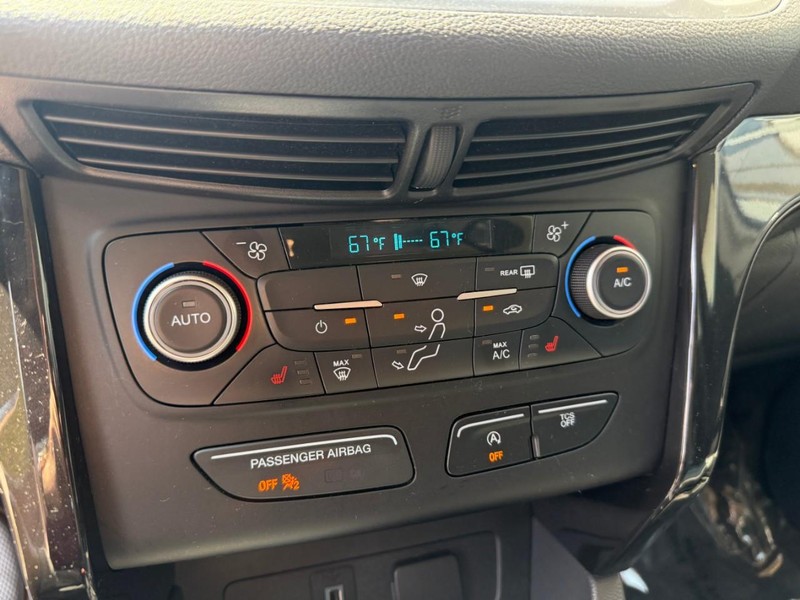 Ford Escape Vehicle Image 26