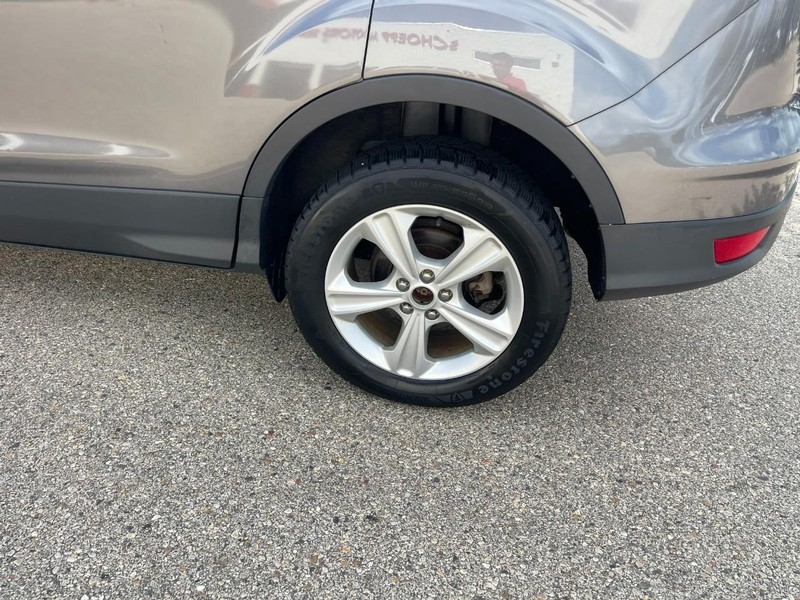 Ford Escape Vehicle Image 07