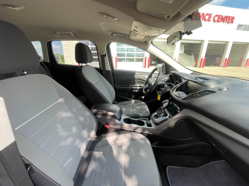 Ford Escape Vehicle Image 10