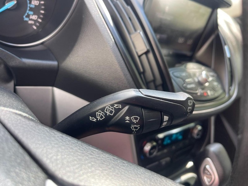 Ford Escape Vehicle Image 26