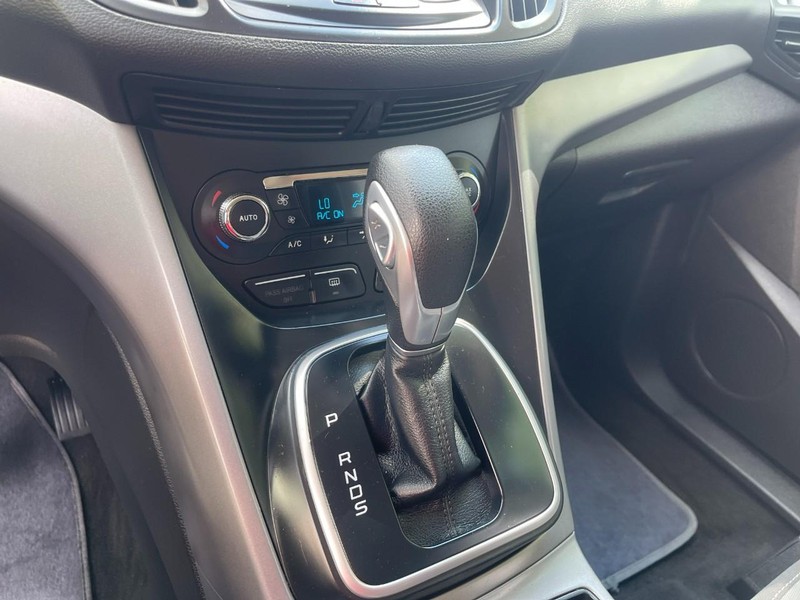 Ford Escape Vehicle Image 27