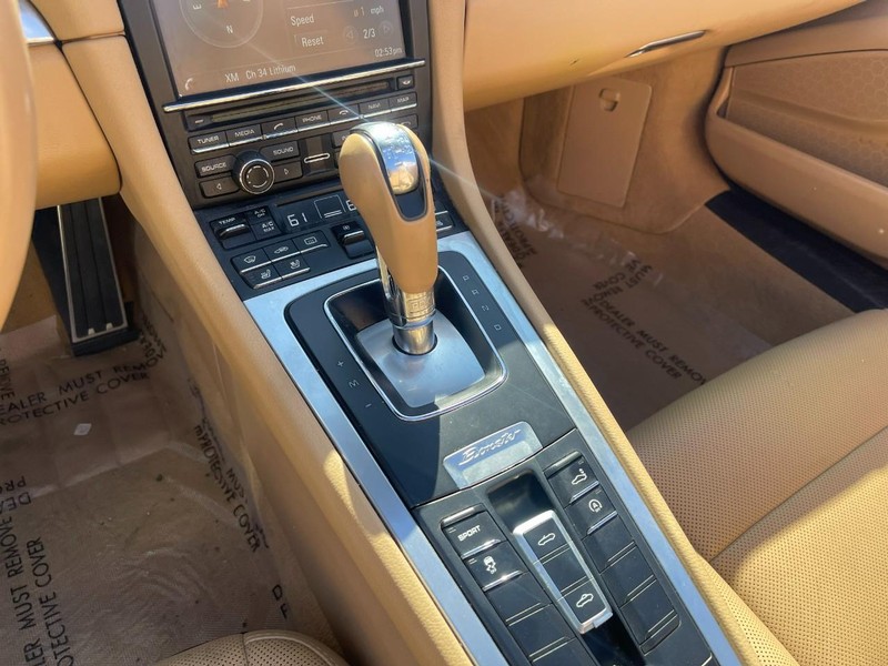 Porsche Boxster Vehicle Image 19