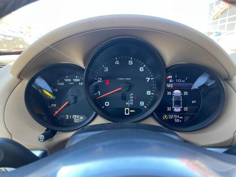 Porsche Boxster Vehicle Image 23