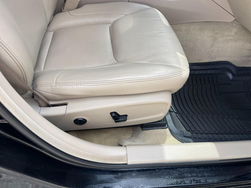 Chrysler 300 Vehicle Image 06