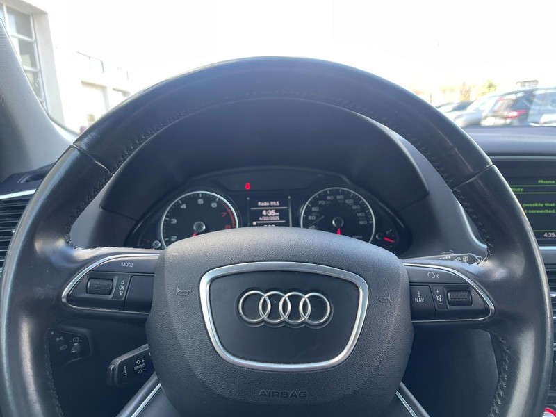 Audi Q5 Vehicle Image 14