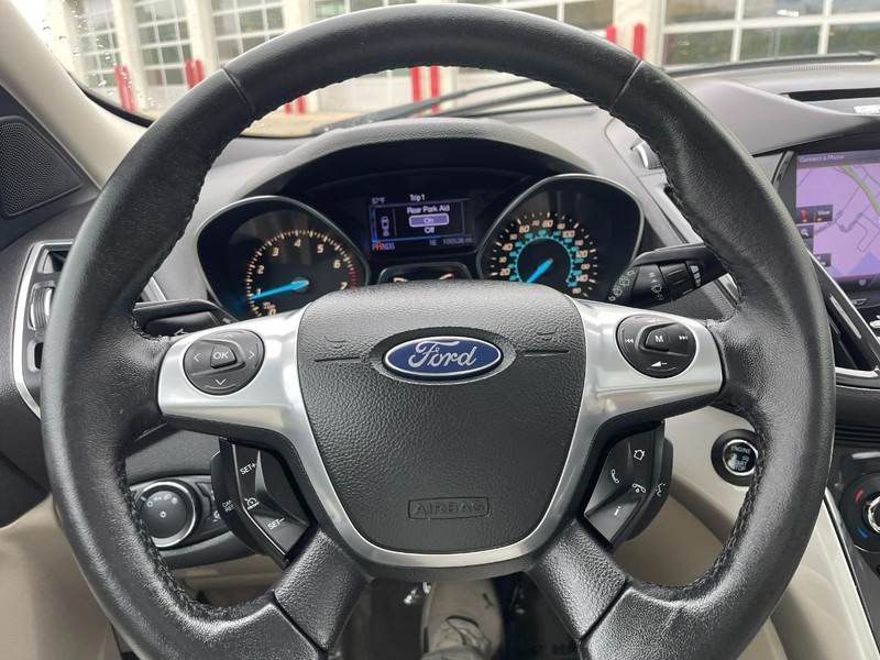 Ford Escape Vehicle Image 30
