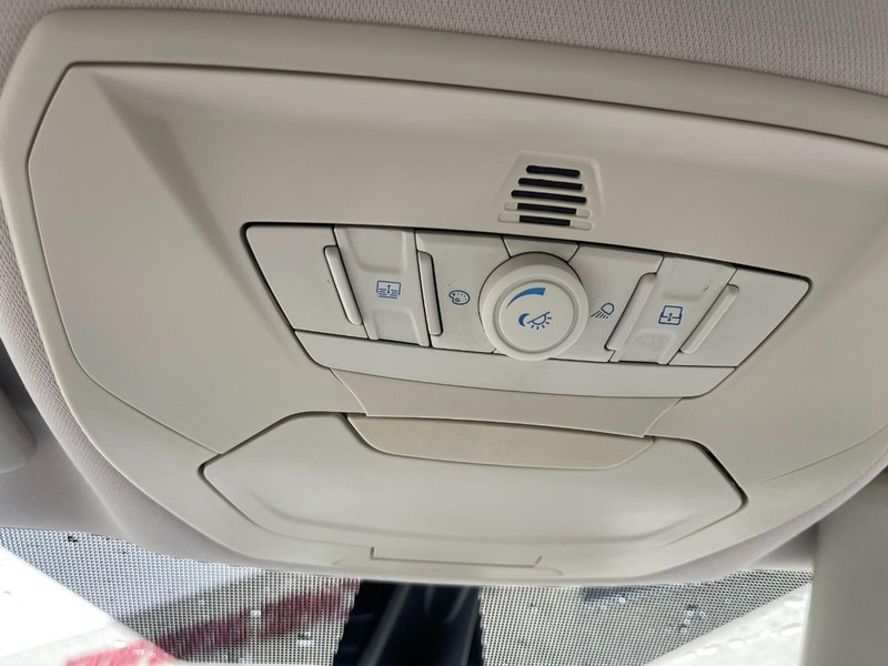 Ford Escape Vehicle Image 37