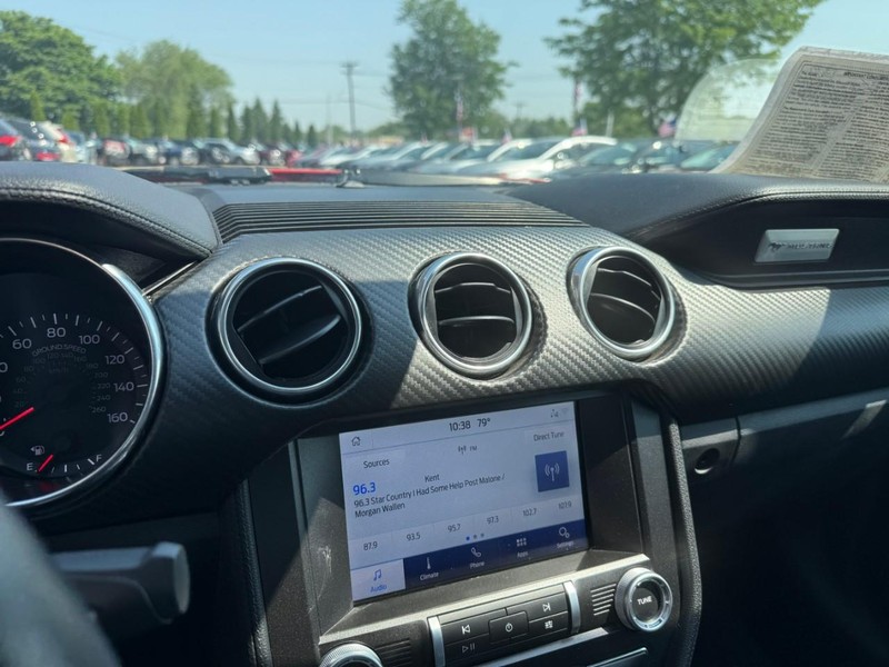Ford Mustang Vehicle Image 20