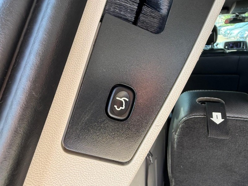 Dodge Grand Caravan Vehicle Image 17