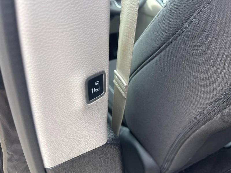 Chrysler Voyager Vehicle Image 19