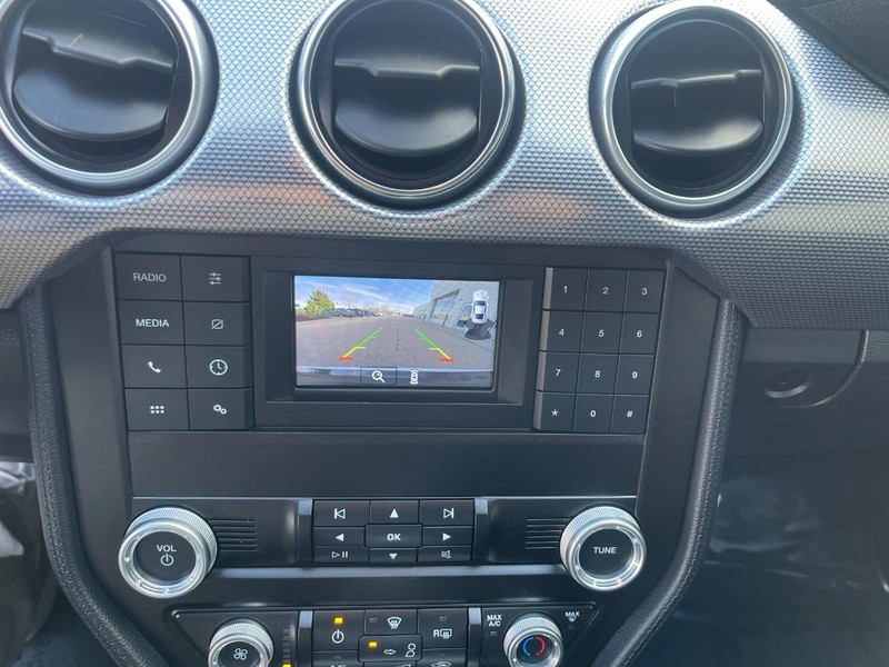 Ford Mustang Vehicle Image 21