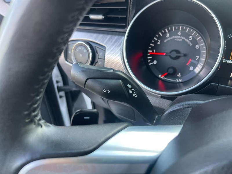 Ford Mustang Vehicle Image 25