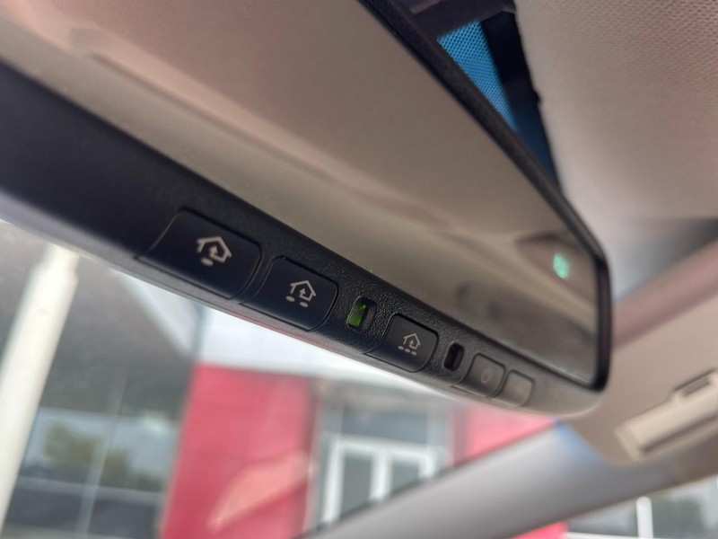 Kia Forte Vehicle Image 14