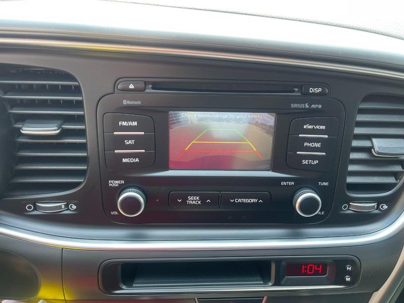 Kia Optima Vehicle Image 27