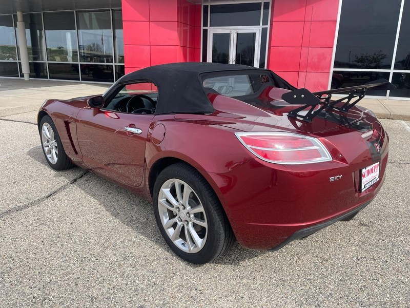 Saturn Sky Vehicle Image 07