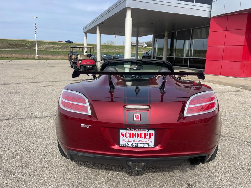 Saturn Sky Vehicle Image 09