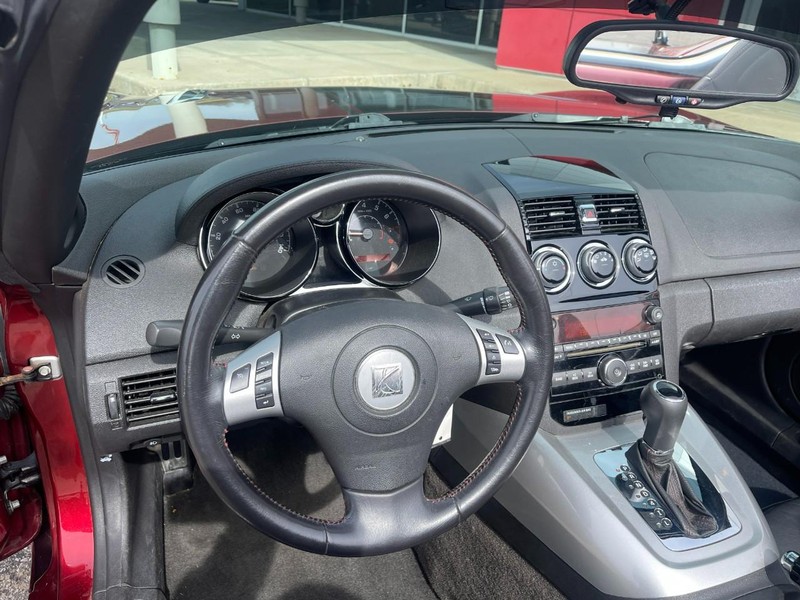 Saturn Sky Vehicle Image 21