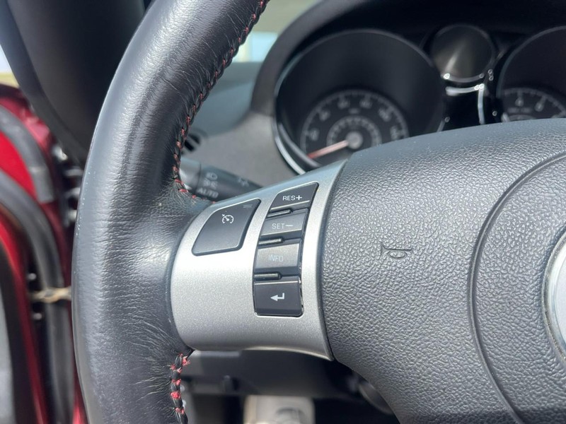 Saturn Sky Vehicle Image 23
