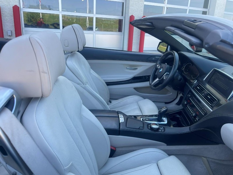 BMW 6 Series Vehicle Image 10