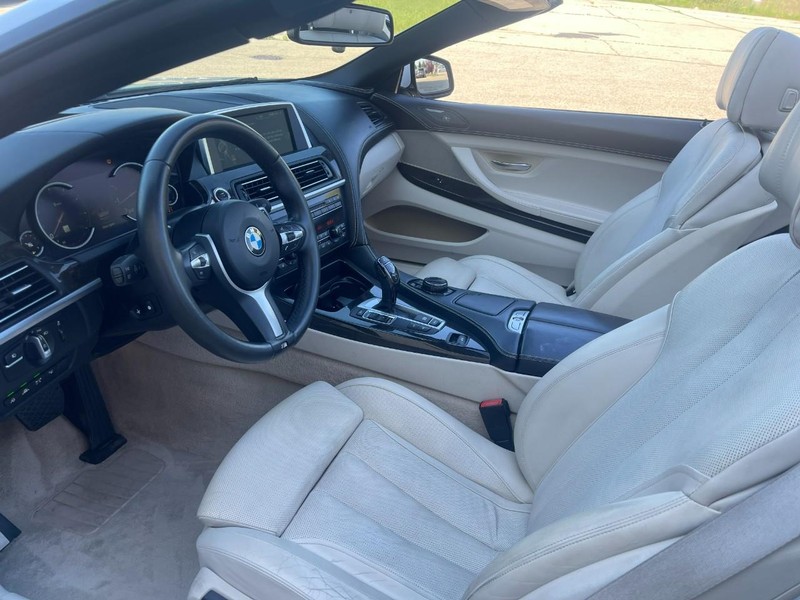 BMW 6 Series Vehicle Image 16