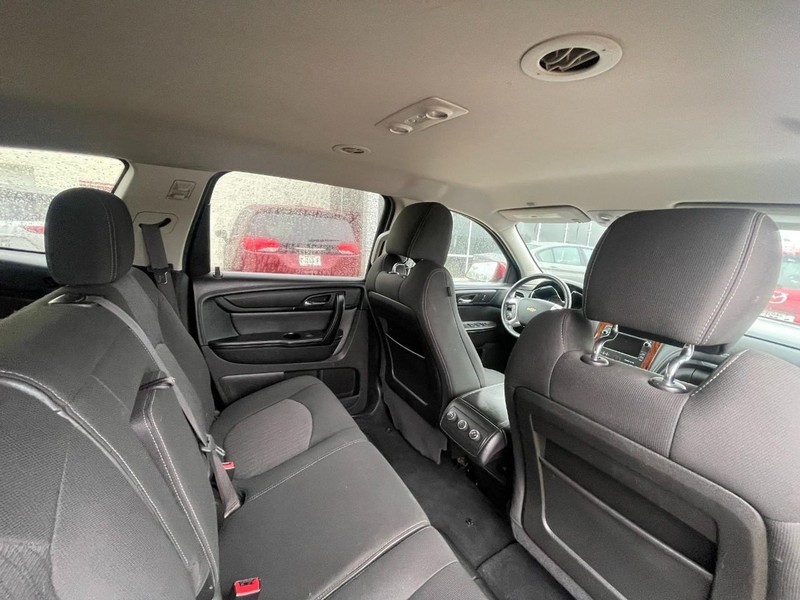 Chevrolet Traverse Vehicle Image 09