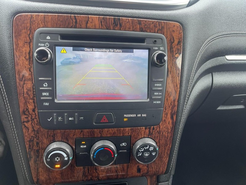 Chevrolet Traverse Vehicle Image 22