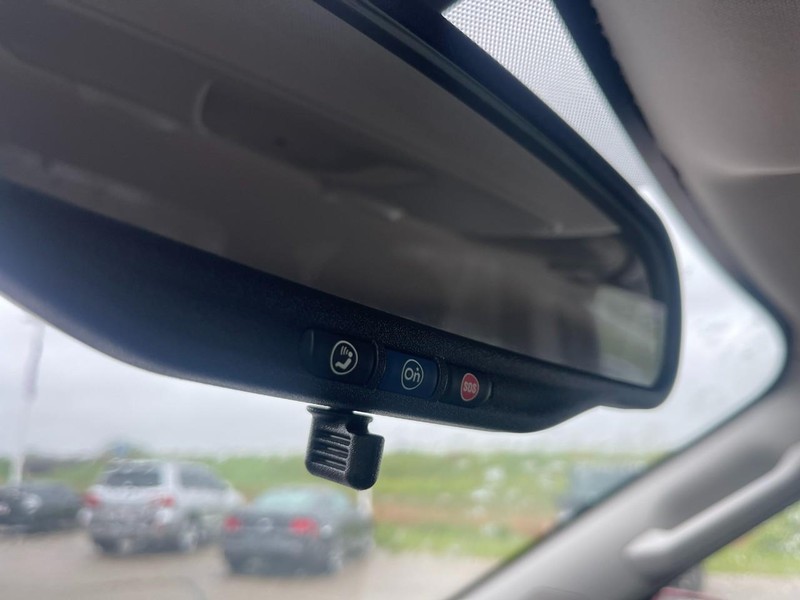Chevrolet Traverse Vehicle Image 25