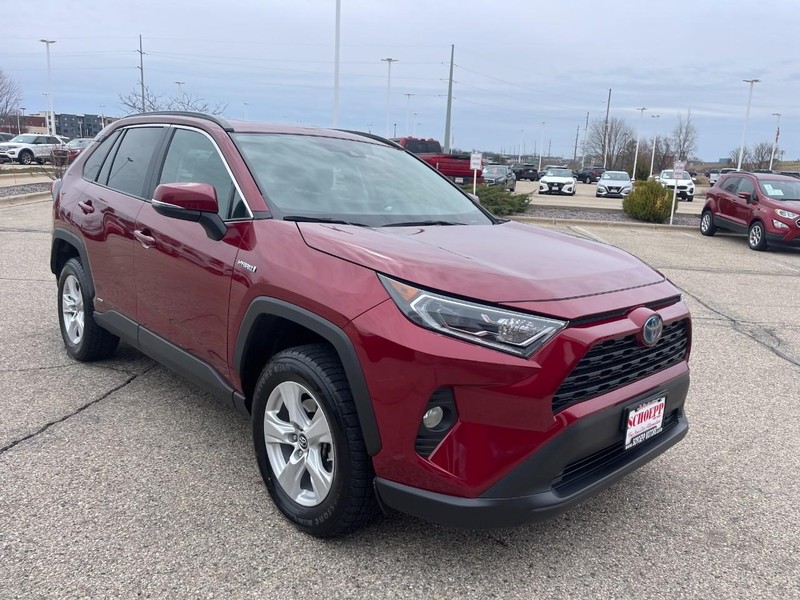 Toyota RAV4 Hybrid Vehicle Image 02