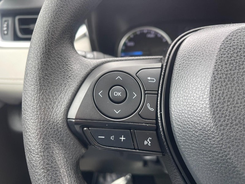 Toyota RAV4 Hybrid Vehicle Image 23