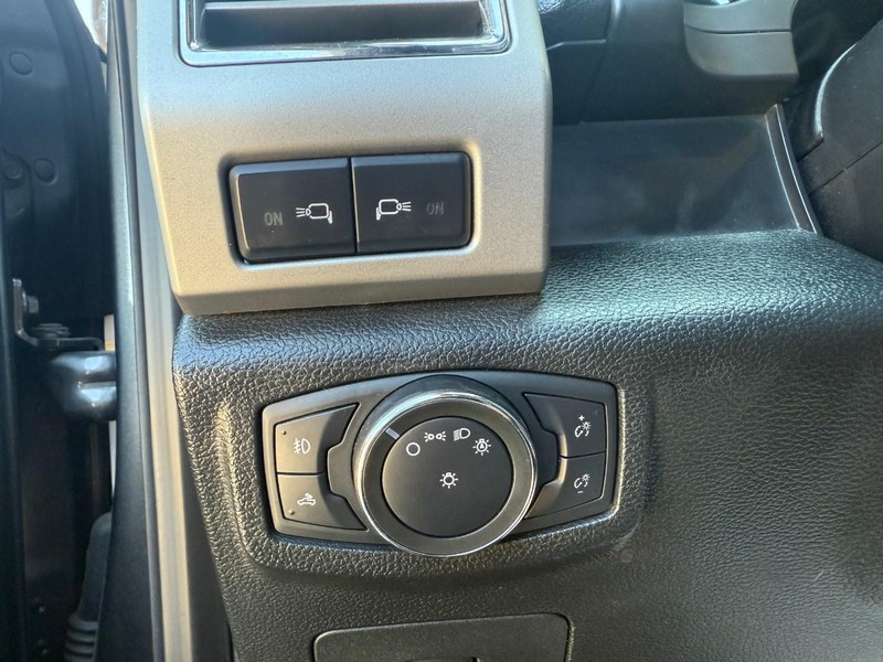 Ford F-150 Vehicle Image 10