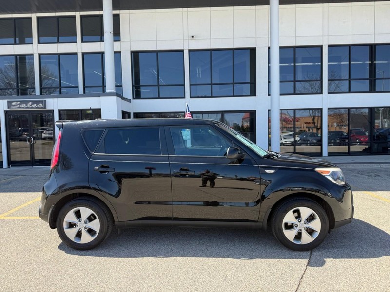 Kia Soul Vehicle Image 04