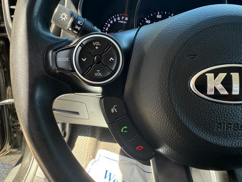 Kia Soul Vehicle Image 20