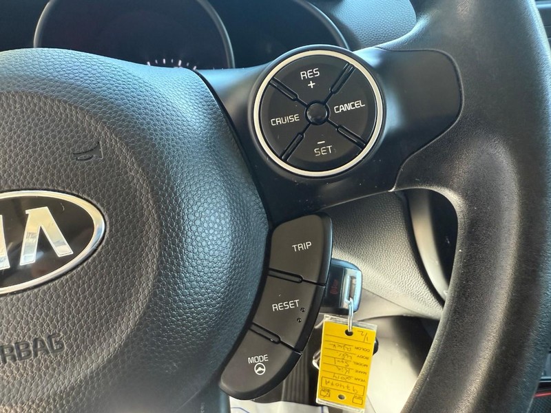 Kia Soul Vehicle Image 21