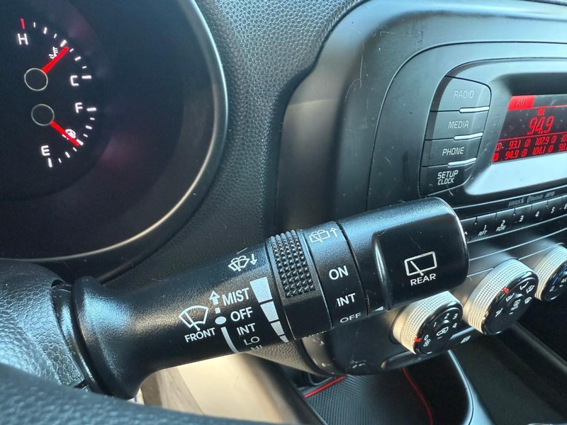 Kia Soul Vehicle Image 23