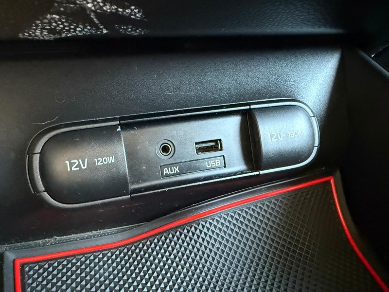Kia Soul Vehicle Image 26