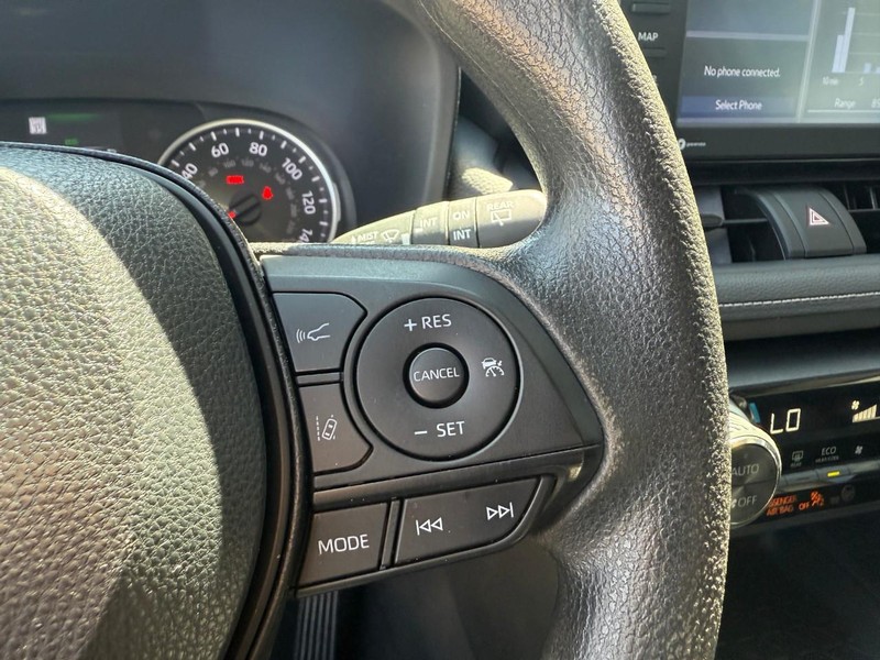 Toyota RAV4 Vehicle Image 22