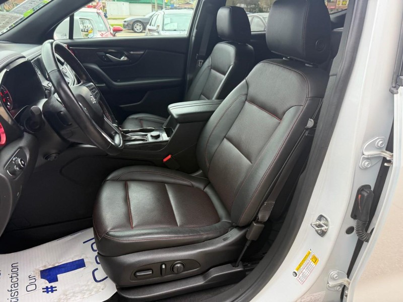 Chevrolet Blazer Vehicle Image 09