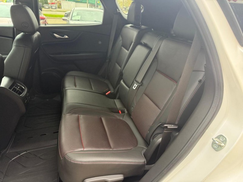 Chevrolet Blazer Vehicle Image 11
